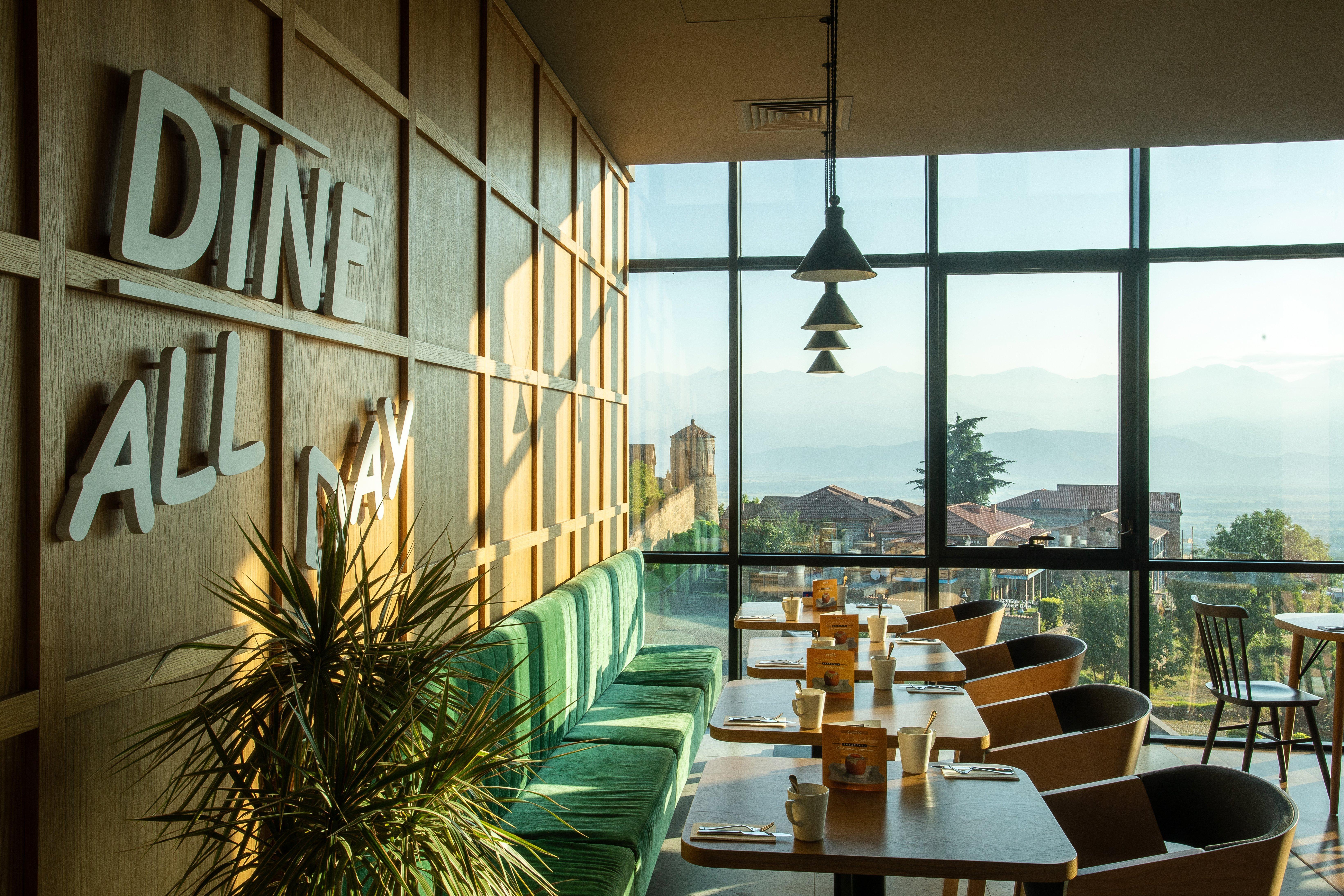 Holiday Inn Telavi By Ihg Buitenkant foto