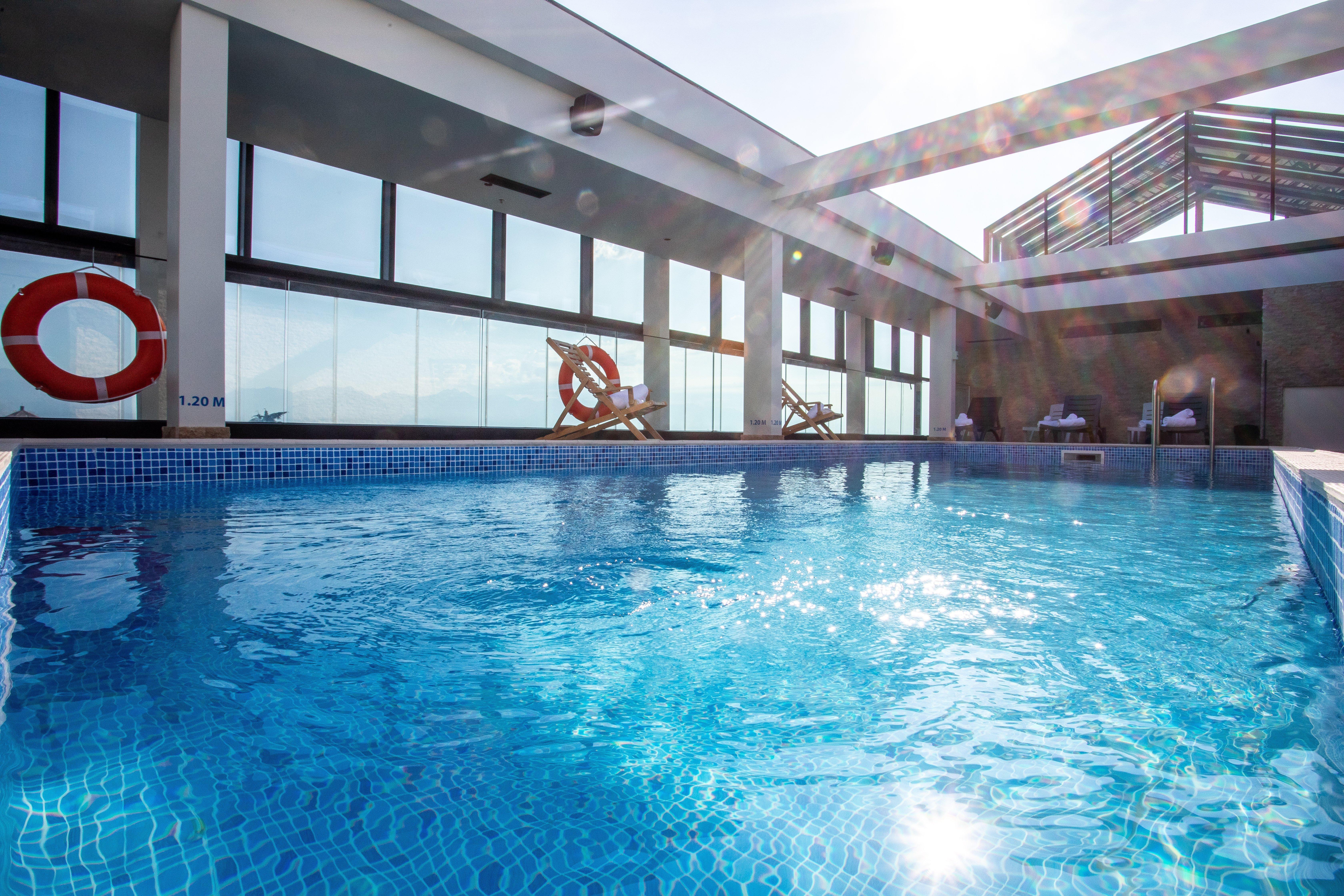 Holiday Inn Telavi By Ihg Buitenkant foto