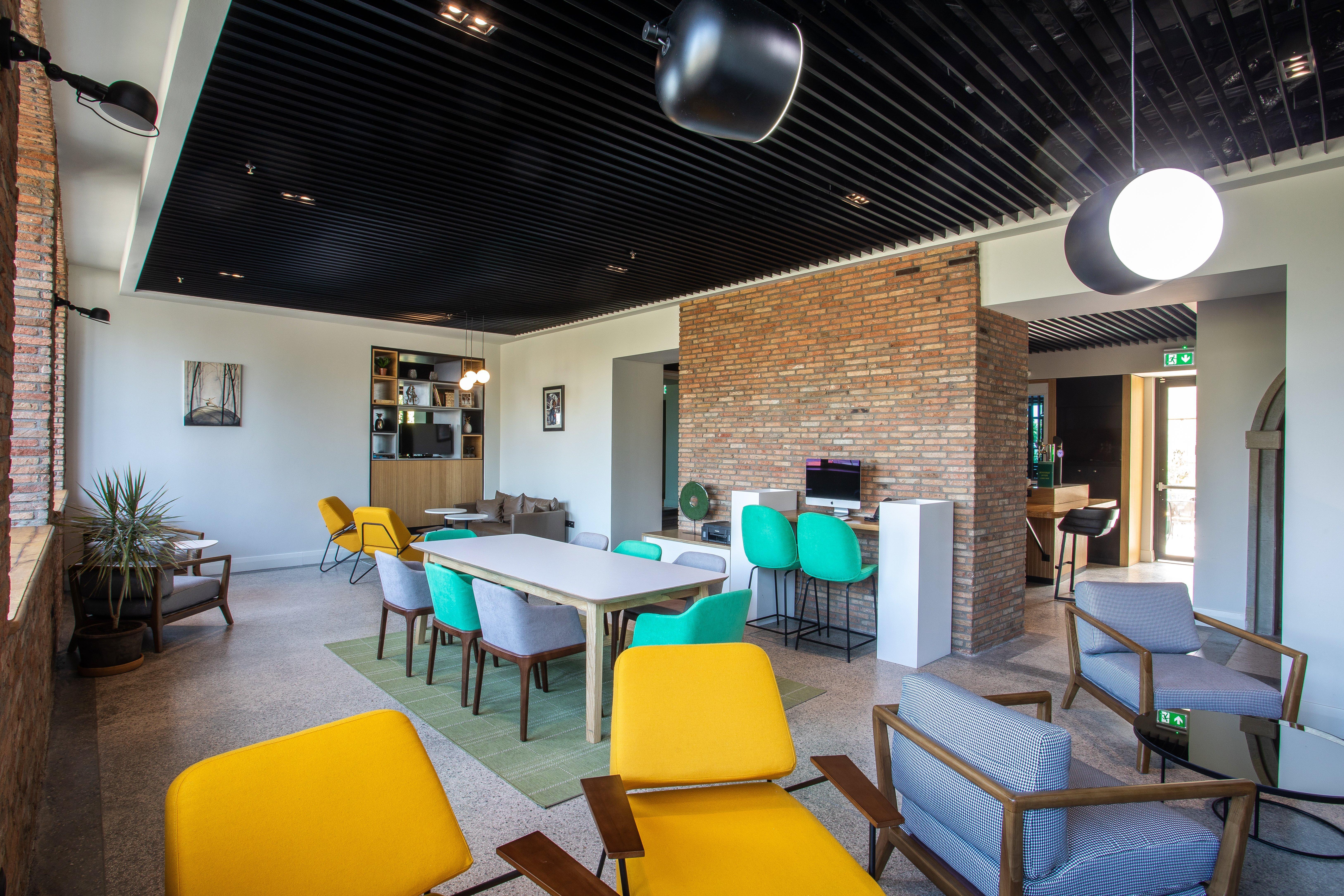 Holiday Inn Telavi By Ihg Buitenkant foto