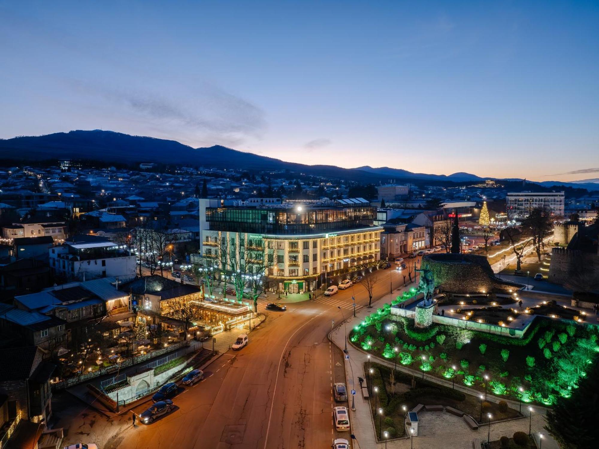 Holiday Inn Telavi By Ihg Buitenkant foto